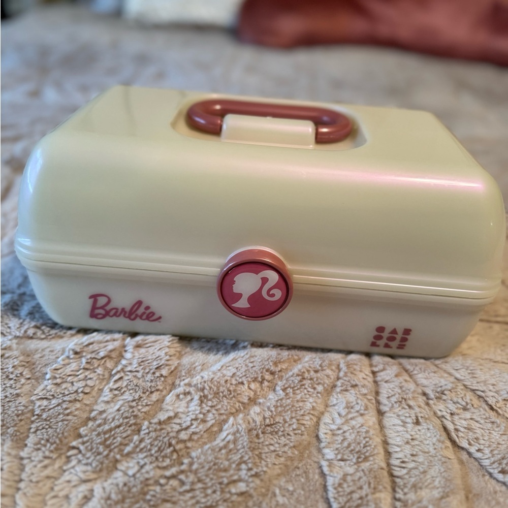 Barbie x Caboodles Vintage Style Makeup Case